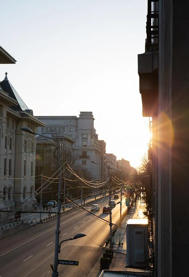 Apartment 3 Rooms, City Center, Balcony View, Sunset Boulevard Bucarest